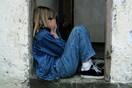 Γαλλία: Μητέρα κατηγορείται ότι άφησε την 13χρονη κόρη της να πεθάνει από την πείνα επειδή «μισούσε τον πατέρα της»