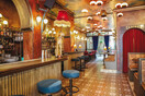 Café Nacional: H διασκέδαση ξεκινά από νωρίς σε έναν χώρο βγαλμένο από τα ’50s