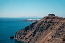 Σεισμοί στη Σαντορίνη: Έκτακτες πτήσεις και δρομολόγια πλοίων 