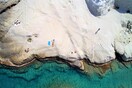 Αναστέλλεται η ανέγερση ξενοδοχείου στο Σαρακήνικο της Μήλου