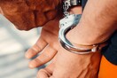 Αλιβέρι: Συνελήφθησαν οι γονείς μετά την έκθεση του παιδιού τους για κακοποίηση