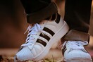 Πρόστιμο στην Adidas από την Τουρκία για παπούτσια από δέρμα χοίρου