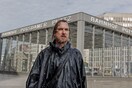 Η χειρότερη ταινία του Τομ Τίκβερ ανοίγει το 75ο Φεστιβάλ Βερολίνου.