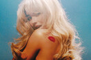 Η ξανθιά φιλοδοξία της Sabrina Carpenter