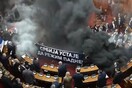 Σερβία: Επεισόδια στη Βουλή με καπνογόνα - Υπέστη εγκεφαλικό βουλεύτρια