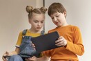 Υπολογιστές και tablet στα δημοτικά σχολεία μόνο για δύο ώρες την εβδομάδα, λέει η Μαδρίτη