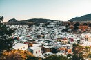 Ρόδος: Μηχανικός με άνοια εμφανιζόταν ως «υπογράφων» στις παράνομες άδειες δόμησης