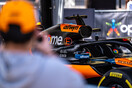 Στον «πλανήτη» της McLaren: Όσα ζήσαμε σε OPAP ARENA και Σύνταγμα με το αυθεντικό μονοθέσιο της ιστορικής ομάδας