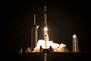 Η SpaceX εκτόξευσε την πρώτη επανδρωμένη διαστημική πτήση πάνω από τις πολικές περιοχές της Γης
