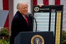 Τα fake news του Τραμπ για τους δασμούς και το εμπόριο