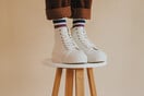 ΕΠΕΞ Φθαρμένα vs καθαρά sneakers: Το πιο φιλικό ματς στην ιστορία της μόδας