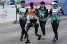 Στην Κίνα ο πρώτος αγώνας δρόμου ανάμεσα σε ρομπότ και ανθρώπους: Ποιος κέρδισε