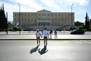 Άδεια πόλη η Αθήνα ανήμερα του Πάσχα - Ελάχιστοι κυκλοφορούν στο κέντρο