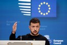 Πιέσεις σε Ζελένσκι για ειρηνευτικές συνομιλίες και τη συμφωνία με τις ΗΠΑ για ορυκτά