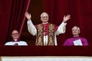 Πάπας Λέων: Η στιγμή που μιλά στον εξώστη του Αγίου Πέτρου - Το πρώτο μήνυμα με μια έκπληξη