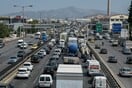 Κίνηση στους δρόμους: «Σημειωτόν» τα οχήματα στον Κηφισό