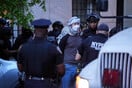 Columbia: Τέθηκαν σε αναστολή 65 φοιτητές μετά από διαμαρτυρία υπέρ της Παλαιστίνης