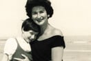 Η μητέρα της γελά – η Chantal Akerman γράφει