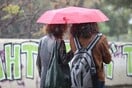 Ο καιρός σήμερα: Βροχές και μεμονωμένες καταιγίδες