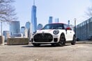 To MINI John Cooper Works στους δρόμους της Νέας Υόρκης