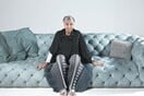 Μια ματιά στη μιλανέζικο studio της ριζοσπαστικής σχεδιάστριας Paola Navone