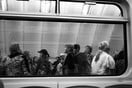 «Πιάστε κουβέντα με αγνώστους» - Το πείραμα γιατρού του Harvard στη στάση του μετρό