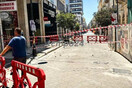 Πάτρα: Έπεσαν σοβάδες στον πεζόδρομο της Ρήγα Φεραίου
