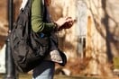 Ιταλία: Τέλος τα κινητά και στα λύκεια