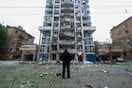 Ουκρανία: Μια νεκρή, 9 τραυματίες στην επιδρομή της Ρωσίας στο Κίεβο 