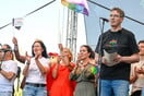 Ο ακροδεξιός Γκερτ Βίλντερς κατηγορεί τον δήμαρχο Βουδαπέστης για ναζιστικό χαιρετισμό κατά την παρέλαση Pride