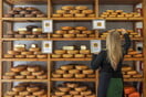 Ο Τραμπ απειλεί με δασμούς 17% στα ευρωπαϊκά τρόφιμα