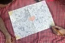 Colouring Books για την GenZ: Χρωματίζοντας ένα καλοκαιρινό όργιο