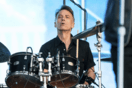 Αποχωρεί από τους Pearl Jam ο ντράμερ Ματ Κάμερον μετά από 27 χρόνια