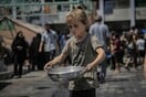 Γάζα: Νεκρά παιδιά σε ουρά αναμονής για συμπληρώματα διατροφής από ισραηλινή επίθεση