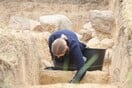 Οι «πυραμίδες της Πολωνίας»: Ανακαλύφθηκαν προϊστορικοί μεγαλιθικοί τάφοι 5.500 Ετών