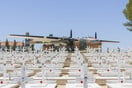 Reuters: Οι Έλληνες πενθούν, οι Τούρκοι γιορτάζουν την επέτειο της εισβολής που δίχασε την Κύπρο 