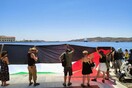 Στης Σύρας τα στενά 