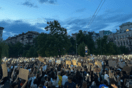 Ουκρανία: Μεγάλη διαμαρτυρία κατά του Ζελένσκι, η πρώτη μετά τη ρωσική εισβολή - «Ο πατέρας μου δεν πέθανε γι’ αυτό»
