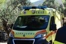 Τροχαίο στη Νίκαια: Αυτοκίνητο έπεσε σε πρόσοψη σούπερ μάρκετ - Τρεις τραυματίες