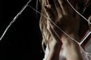 Βόλος: Κατηγορείται και για αιμομιξία η μητέρα που συνελήφθη για παιδική πορνογραφία με θύμα την ανήλικη κόρη της
