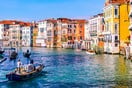 Ζητούν να μπει τέλος 100 ευρώ για τους τουρίστες στη Βενετία - «Δεν ξοδεύουν χρήματα, απλά περιπλανώνται»