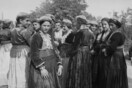 Το ανεκτίμητο φωτογραφικό αρχείο της Joan Leigh Fermor