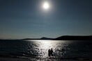 Ο καιρός σήμερα: Υποχωρεί η θερμοκρασία - Έως 7 μποφόρ στο Αιγαίο οι άνεμοι