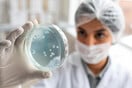 Η Τεχνητή Νοημοσύνη σχεδίασε νέα αντιβιοτικά κατά της γονόρροιας και του υπερμικροβίου MRSA
