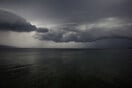 Ο καιρός σήμερα: Βροχές και καταιγίδες στα ηπειρωτικά - Πού αναμένονται τα πιο έντονα φαινόμενα