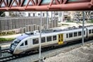 Hellenic Train: Με λεωφορεία στον τελικό προορισμό τους οι επιβάτες της αμαξοστοιχίας 11304, λόγω πυρκαγιάς 