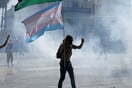 Χάος στη Γαλλία: Πάνω από 200 συλλήψεις και φωτιές στο Παρίσι - Τι είναι το κίνημα «Μπλοκάρουμε τα Πάντα»