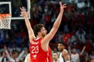 Eurobasket 2025: Αντιδράσεις για τις αναρτήσεις Σεγκούν με Κεμάλ και θαλασσινό αέρα μετά τη νίκη επί της Ελλάδας