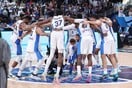 Eurobasket 2025: Η Εθνική χόρεψε το παραδοσιακό συρτάκι μετά την κατάκτηση του χάλκινου μεταλλίου