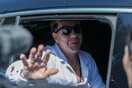 Γιώργος Μαζωνάκης: «Ήρθε κατά πάνω μας» - Ένταση ανάμεσα σε δημοσιογράφους και την αδελφή του